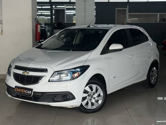 CHEVROLET ONIX 1.4 MPFI LT 8V FLEX 4P MANUAL CHEVROLET ONIX 1.4 MPFI LT 8V FLEX 4P MANUAL